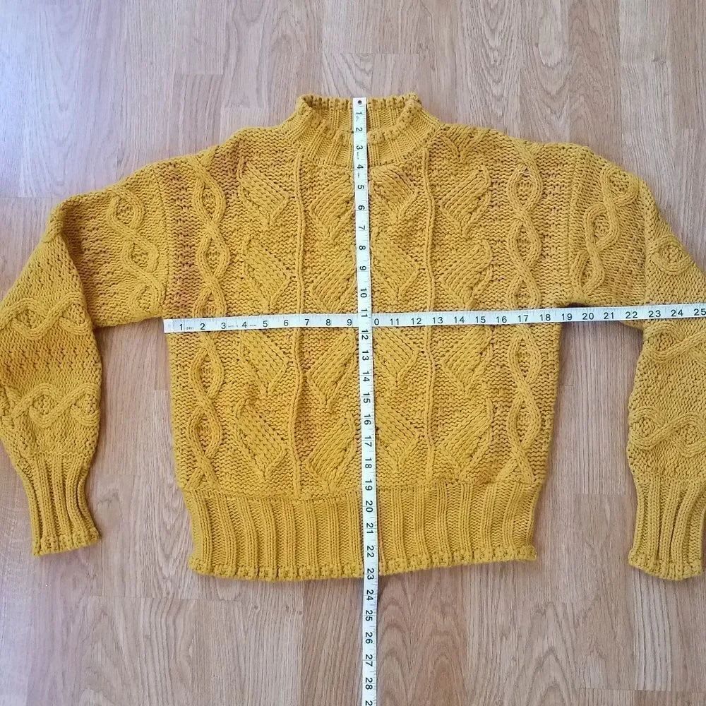 Love by Design Textured Cable Knit Sweater - Picture 6 of 9